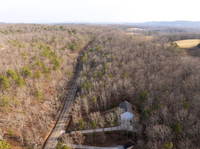 6724 Gamble Road, Birchwood, TN 37308