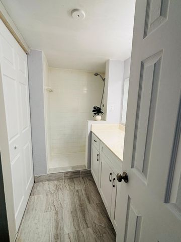 4255 N University Drive 101, Sunrise, FL 33351