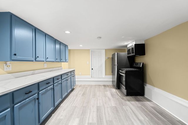 851 Quincy Shore Dr, Quincy, MA 02170