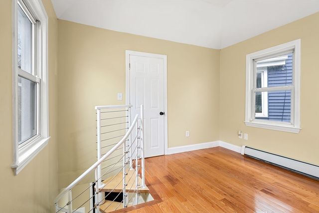 851 Quincy Shore Dr, Quincy, MA 02170