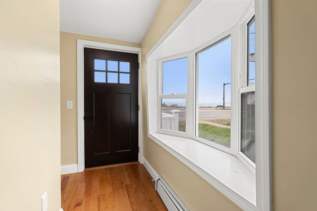 851 Quincy Shore Dr, Quincy, MA 02170