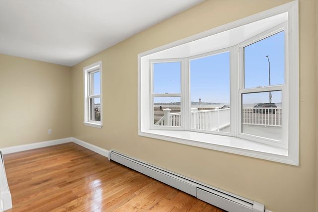 851 Quincy Shore Dr, Quincy, MA 02170