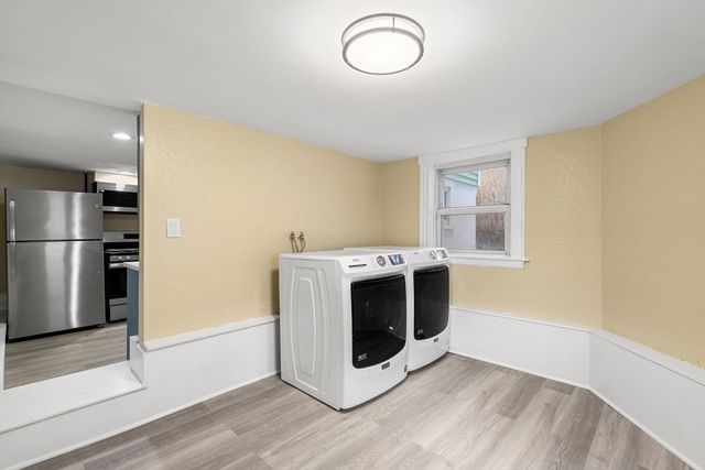 851 Quincy Shore Dr, Quincy, MA 02170