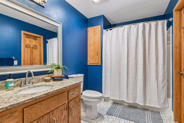 5542 Rowland Road, Hopkins, MN 55343