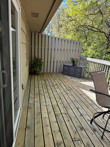 5542 Rowland Road, Hopkins, MN 55343