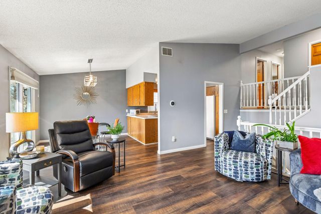 5542 Rowland Road, Hopkins, MN 55343