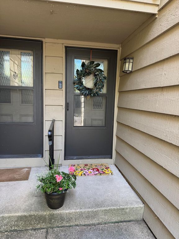 5542 Rowland Road, Hopkins, MN 55343 — photo 2