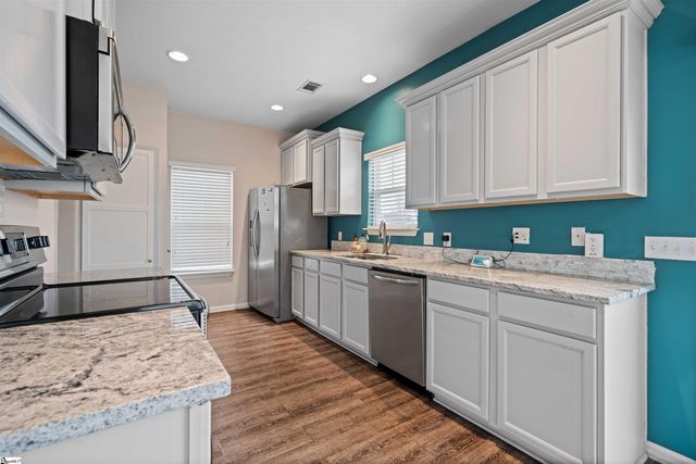 11 Heatherfield Drive, Simpsonville, SC 29680