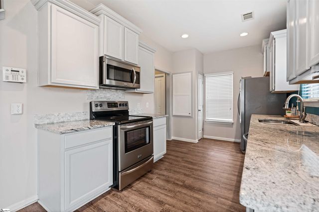 11 Heatherfield Drive, Simpsonville, SC 29680