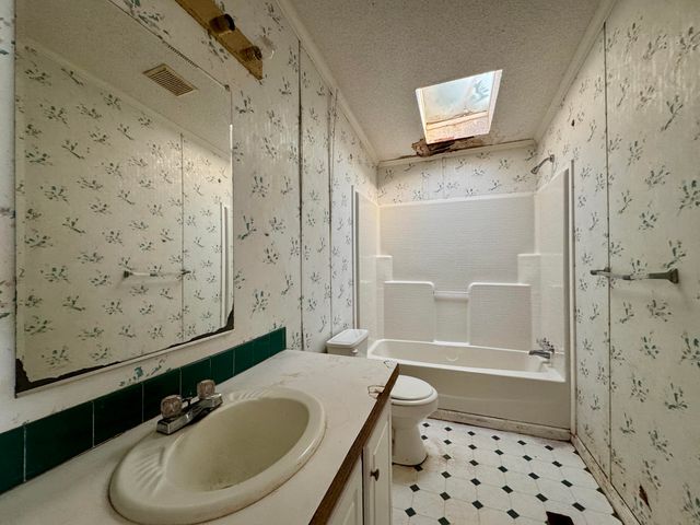 55 Chestnut Meadows DR, Martinsville, VA 24112