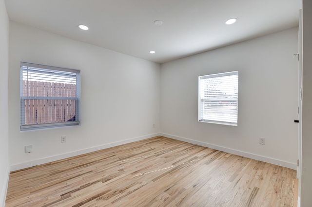 3503 Fontana Drive, Dallas, TX 75220