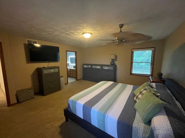 2137 Saint James Avenue, Belvidere, IL 61008