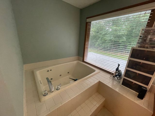 2137 Saint James Avenue, Belvidere, IL 61008