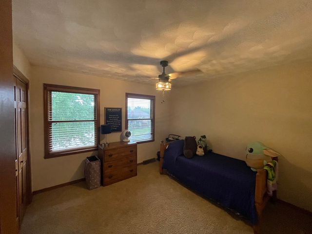 2137 Saint James Avenue, Belvidere, IL 61008