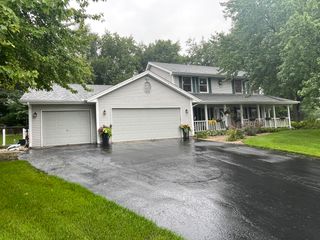 2137 Saint James Avenue, Belvidere, IL 61008