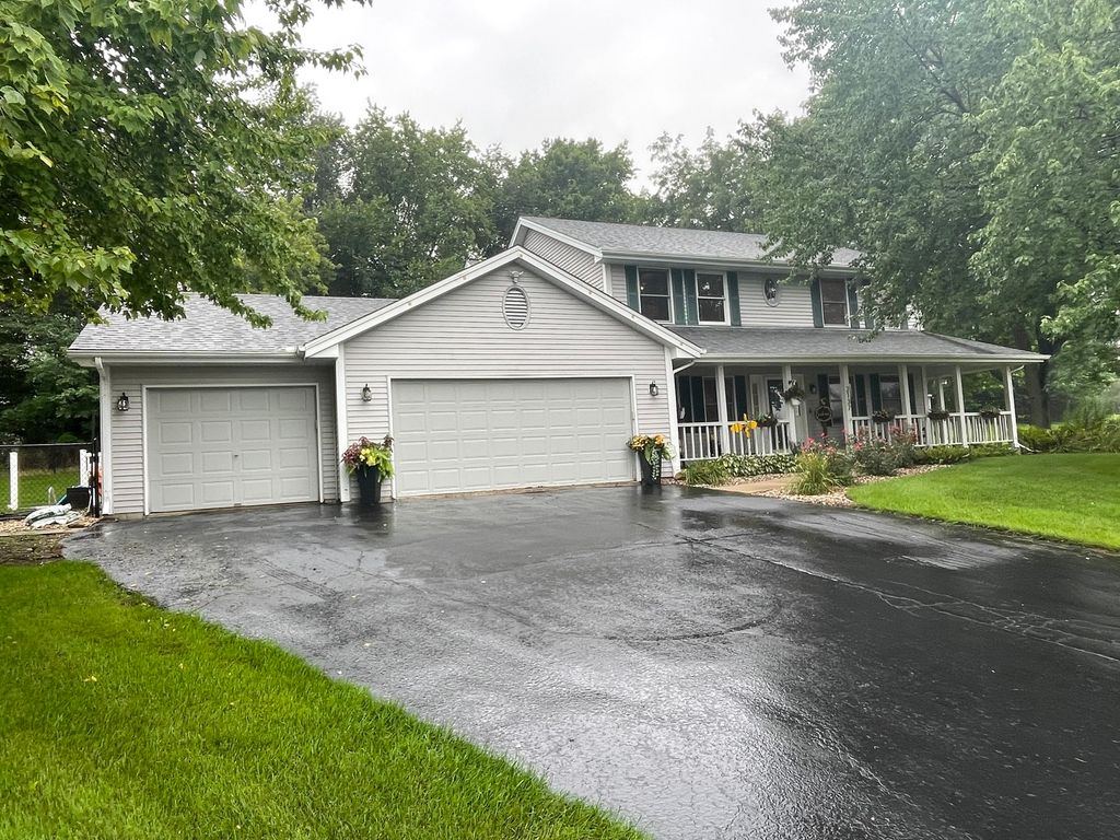 2137 Saint James Avenue, Belvidere, IL 61008