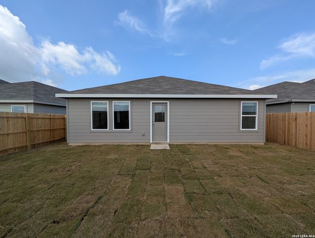 2207 ALLISON CRK, Marion, TX 78124