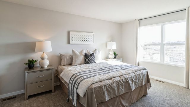 2409 SE Billings Place, West Des Moines, IA 50265