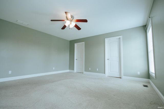 4700 Clint Circle, Newburgh, IN 47630