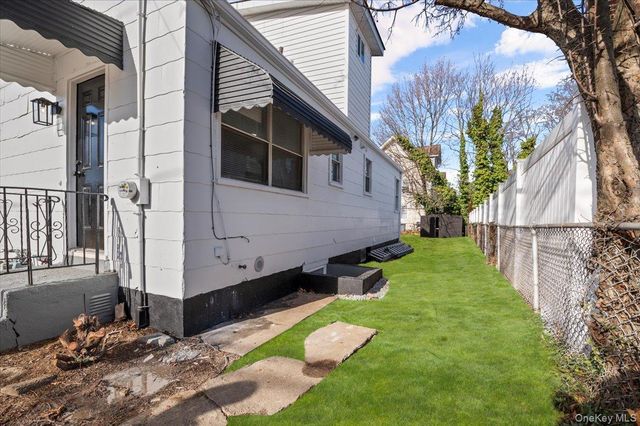 126 Fairview Boulevard, Hempstead, NY 11550