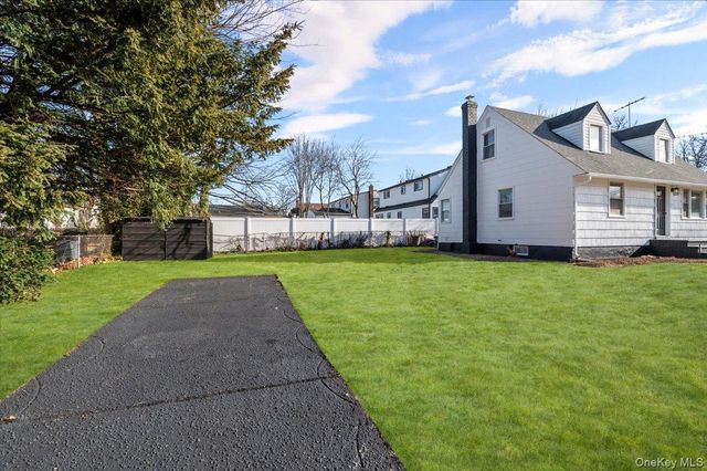 126 Fairview Boulevard, Hempstead, NY 11550