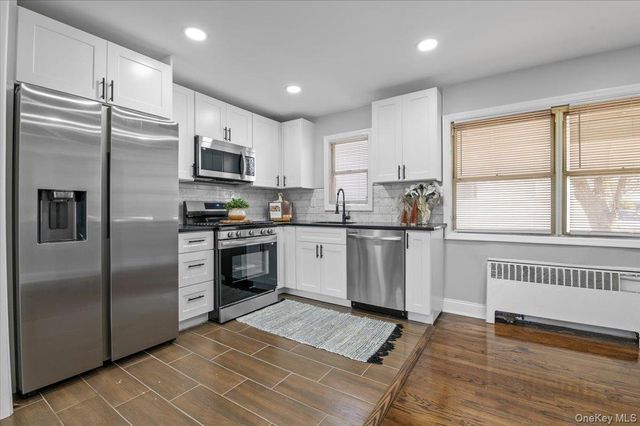 126 Fairview Boulevard, Hempstead, NY 11550