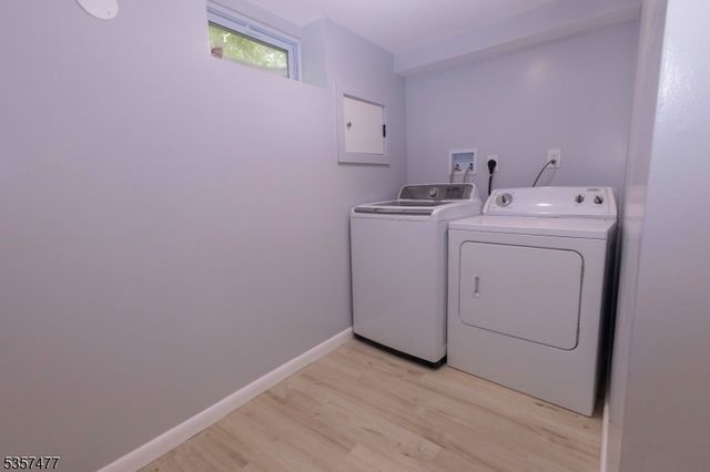 14 Rohn St, East Hanover Twp., NJ 07936