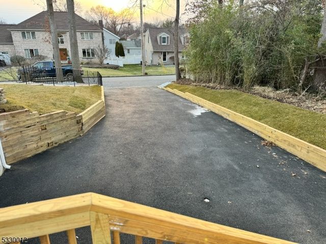 14 Rohn St, East Hanover Twp., NJ 07936