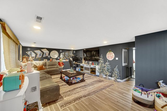 2449 Flat Rock Road, Dyer, IN 46311