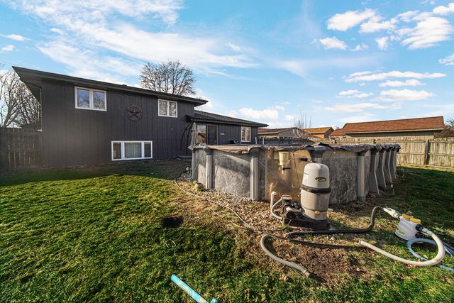 2449 Flat Rock Road, Dyer, IN 46311