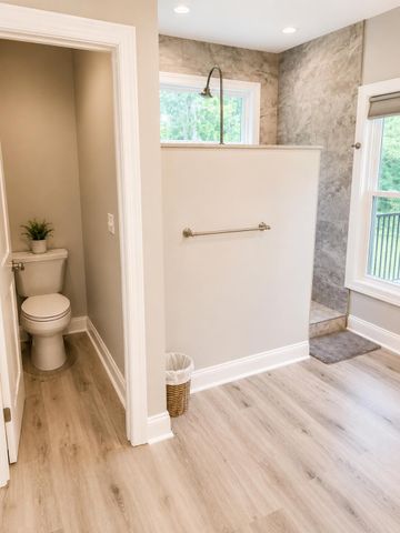 1206 Terrace DR, Salem, VA 24153