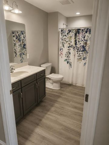 1206 Terrace DR, Salem, VA 24153