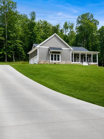 1206 Terrace DR, Salem, VA 24153