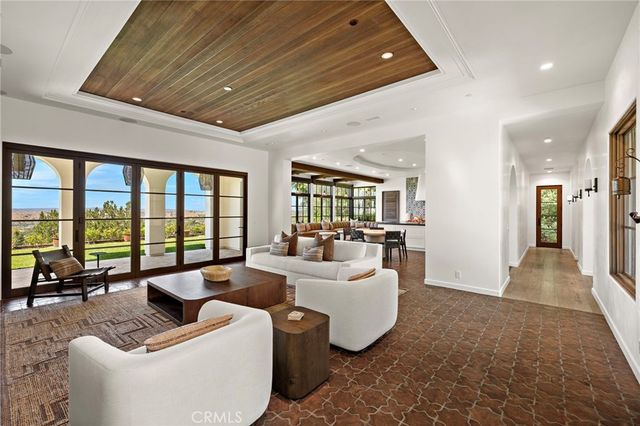 7 Fox Hole Road, Ladera Ranch, CA 92694