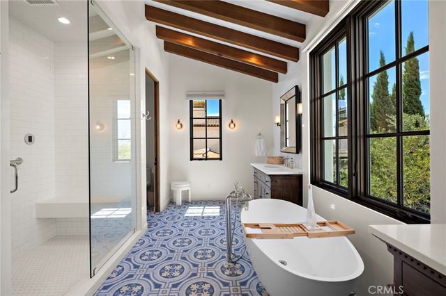 7 Fox Hole Road, Ladera Ranch, CA 92694