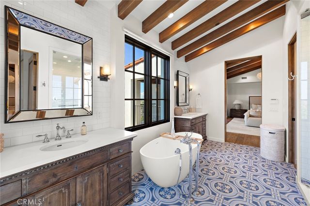 7 Fox Hole Road, Ladera Ranch, CA 92694