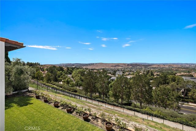 7 Fox Hole Road, Ladera Ranch, CA 92694
