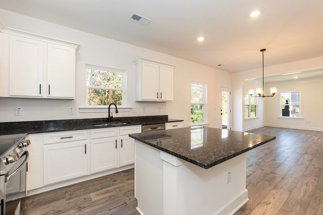 441 Whitetail Way, Tabor City, NC 28463