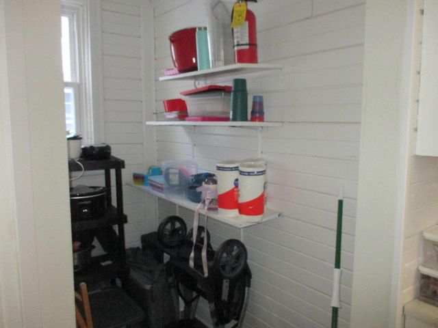 2842 N 16th STREET, Milwaukee, WI 53206