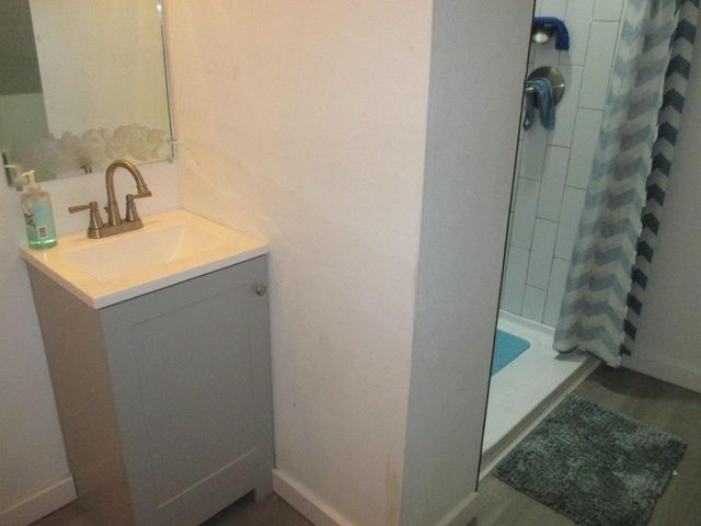 2842 N 16th STREET, Milwaukee, WI 53206