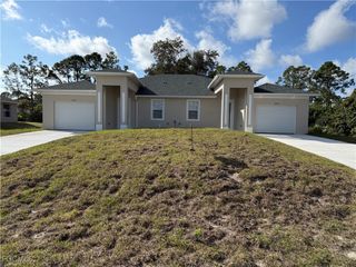 4717/4719 28th ST SW, Lehigh Acres, FL 33973