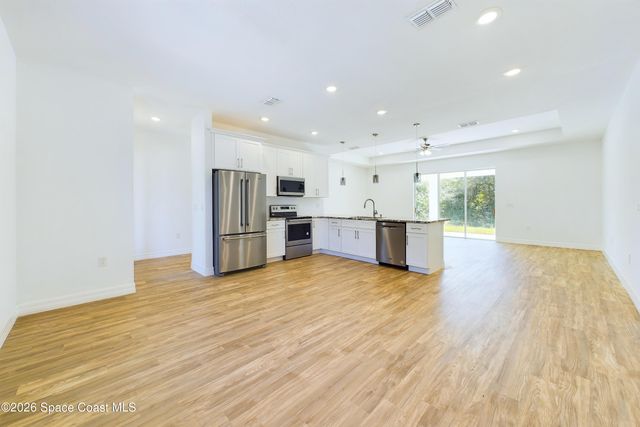 314 Falls Church Street SW, Palm Bay, FL 32908