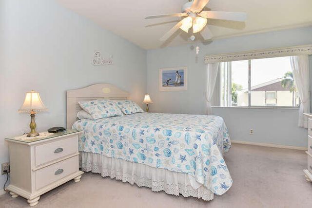 305 Knotty Pine Circle, Greenacres, FL 33463