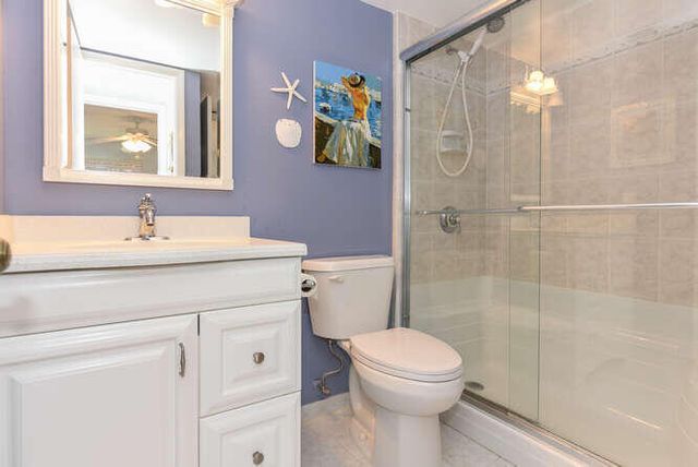 305 Knotty Pine Circle, Greenacres, FL 33463