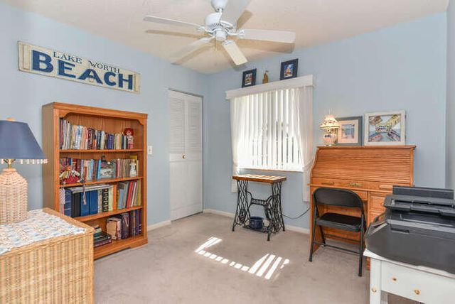 305 Knotty Pine Circle, Greenacres, FL 33463