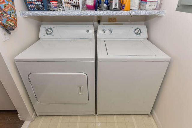 305 Knotty Pine Circle, Greenacres, FL 33463