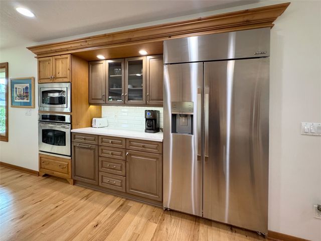 511 58th Court, West Des Moines, IA 50266
