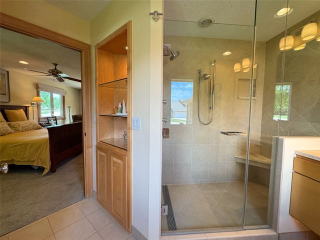 511 58th Court, West Des Moines, IA 50266
