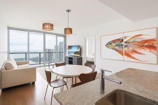 888 Biscayne Blvd 3506, Miami, FL 33132