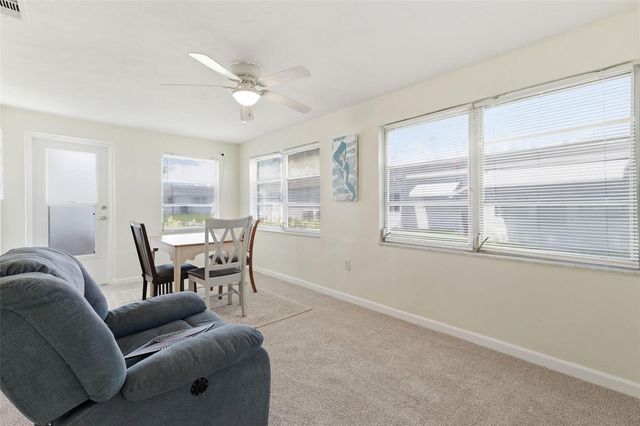 10013 DAHLIA ST N, Pinellas Park, FL 33782